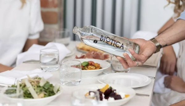 Nourish your gut with the latest from the creators of the world’s first symbiotic spring water