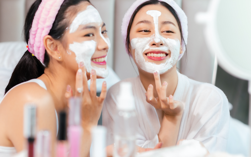 Got a Tween or Teen? A Naturopath's Guide to What They Should and Shouldn't be Putting  On Their Skin