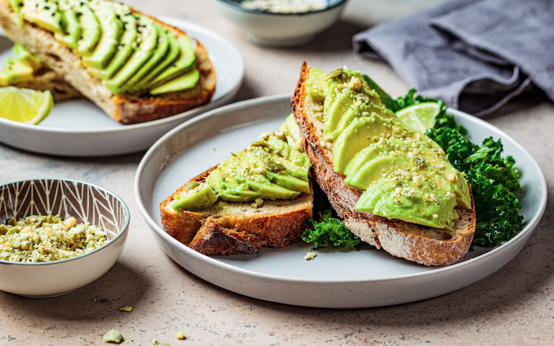 The 4 Types of Food to Incorporate into Your Weekly Nutrition for a Healthy Gut and Weight Loss