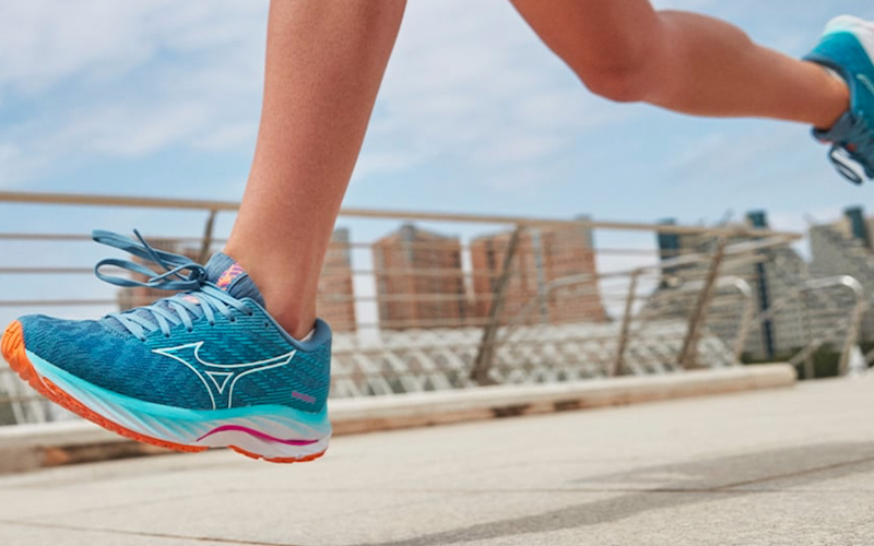 Need a new pair of kicks this runner season? Claim up to 70% off Mizuno 