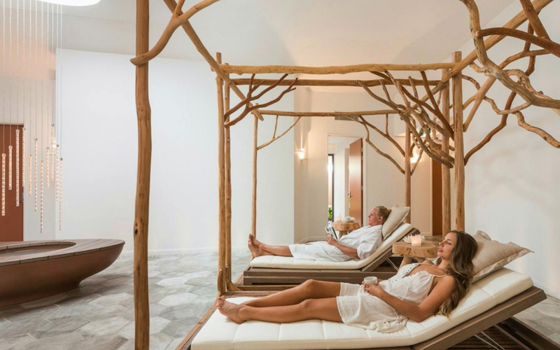 You and your plus one could be off on the ultimate Byron Bay wellness escape