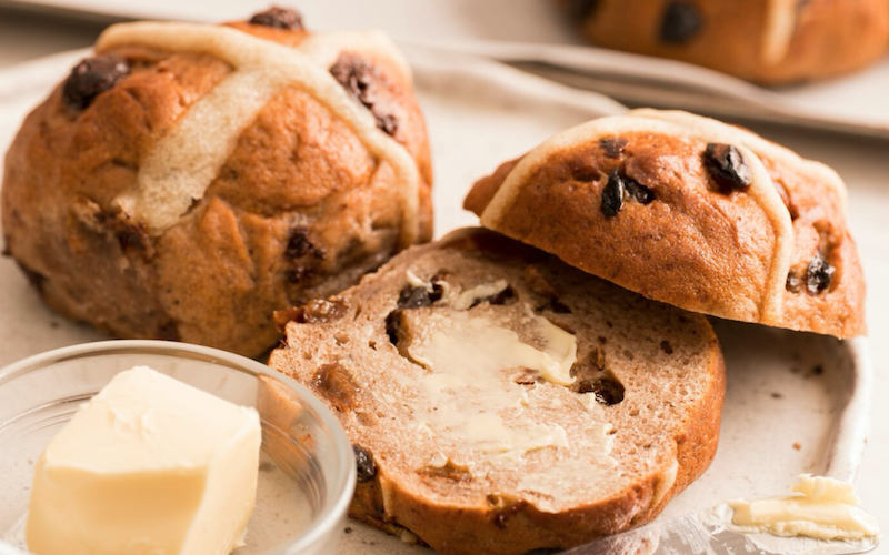 Soft spongy gluten free vegan hot cross buns by this award winning bakery are back Image