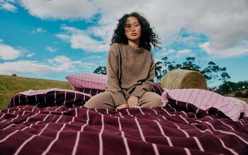 Turn your bedroom into a wellness sanctuary with Hommey’s new reversible Versa bedding 