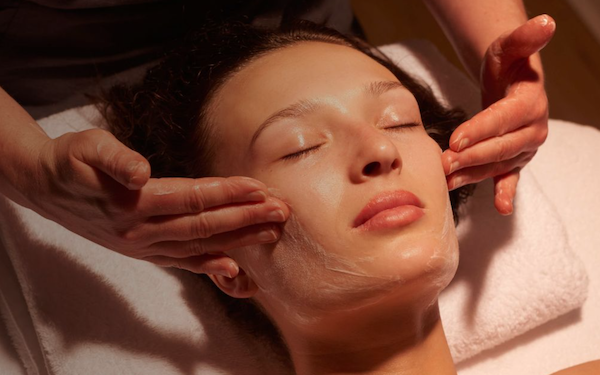 A Five-star Sydney Stay-cay and Spa Experience at The Langham Could Be Yours 