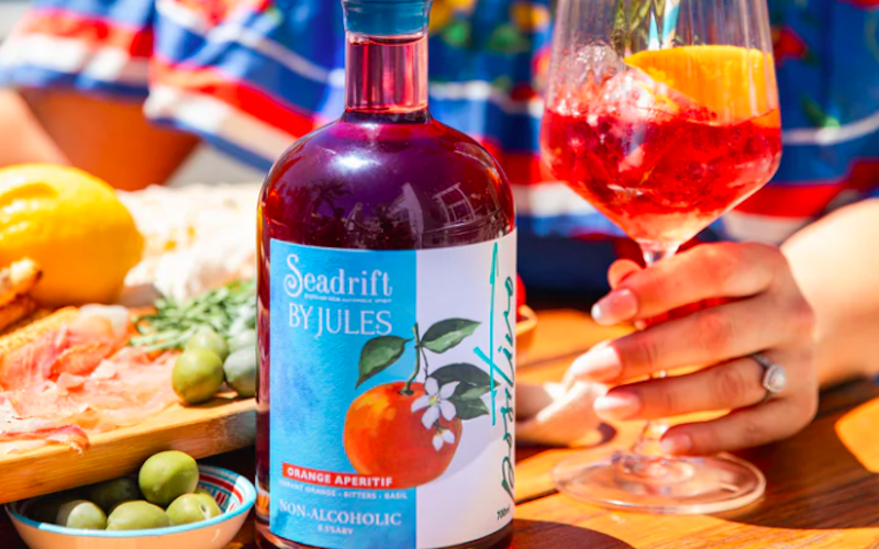 Sip on Positivo this summer - Jules Robinson's new zero alc spritz that supports women’s shelters