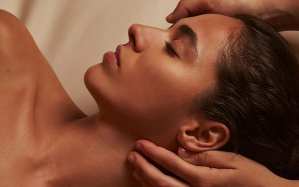 Spring Retreat Bondi Junction is offering complimentary scalp or foot massages all October long