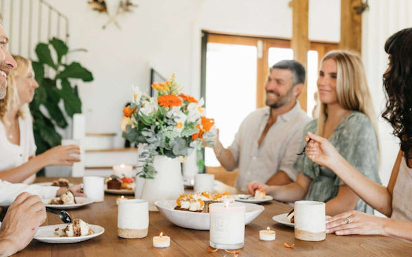 This is the non-toxic Christmas candle we’ve been waiting for- made with soy wax and essential oils Image